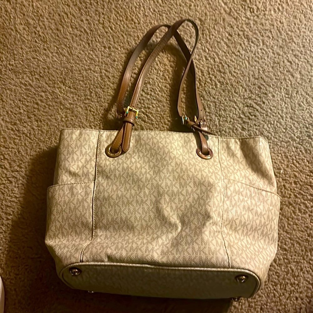 Michael Kors handbag gently used